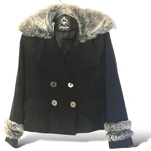 Dollhouse Vintage Double Breasted Black Coat Faux Fur Collar size Large